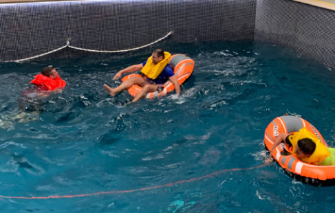 wind pool to simulate life raft exercises at sea
